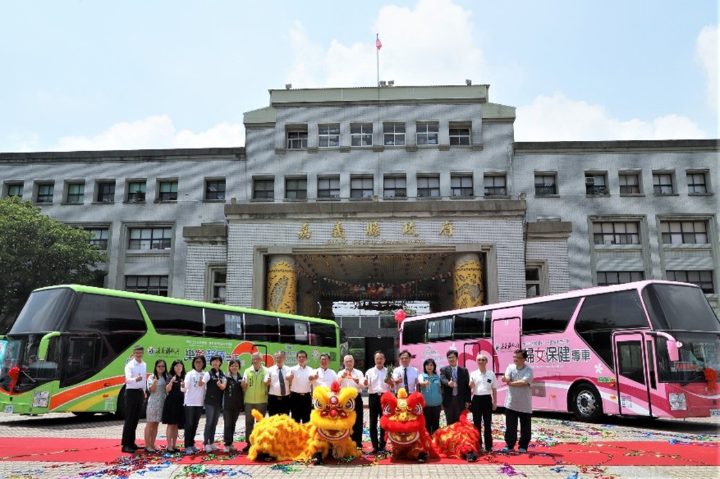 Mobile medical buses with DXA and other screening devices